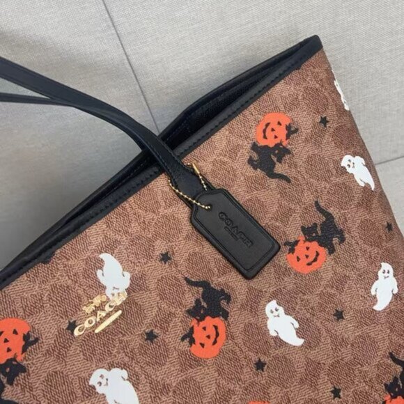City Tote - Coach Halloween Signature Canvas - Picture 7 of 8
